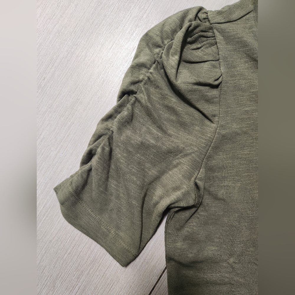 Democracy Cinched Sleeve Cotton V-Neck Top -GREEN -SMALL **NEW - Picture 7 of 13